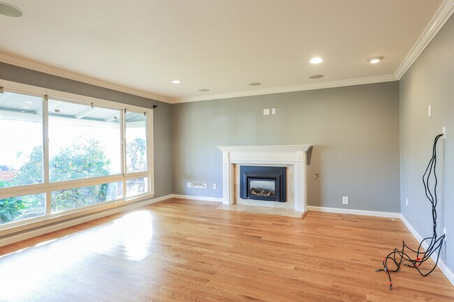 Foto del edificio - 235 N Kingston St