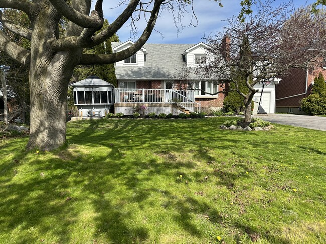 Building Photo - 9 Caldwell St