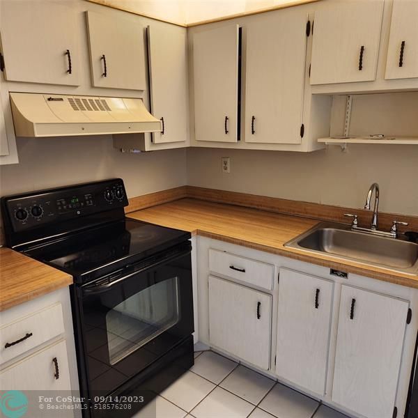 1800 N Lauderdale Ave Unit 1205, North Lauderdale, FL 33068 Condo for