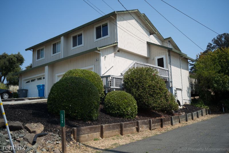 Primary Photo - 3 br, 2.5 bath Townhome - 520 Ridge Avenue