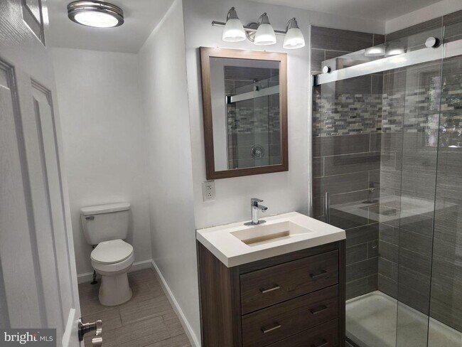 Foto del edificio - 2113 Wild Laurel Dr