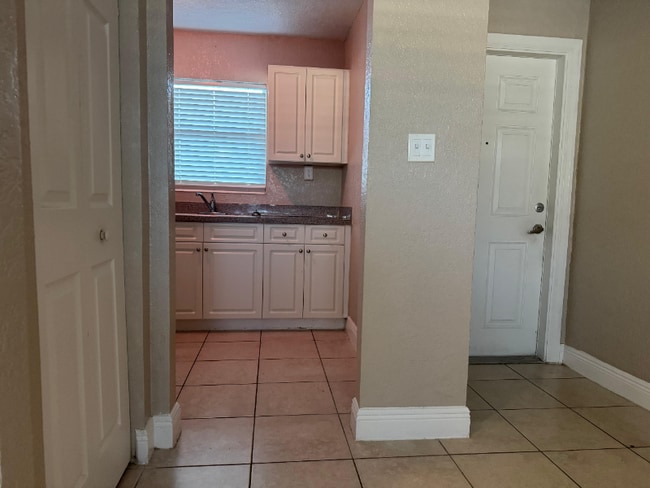 Foto del edificio - 1665 17th Ave N