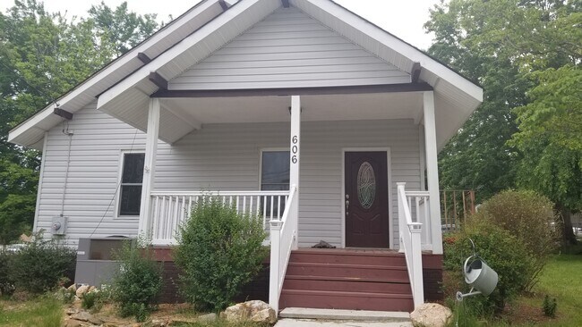 Foto del edificio - 606 S 5th St