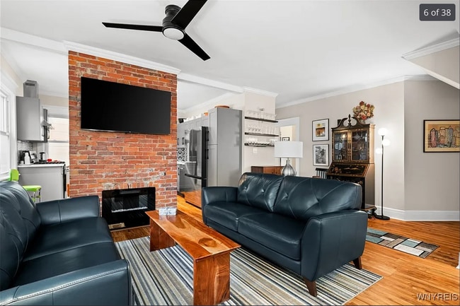 Foto del edificio - 383 Summer St