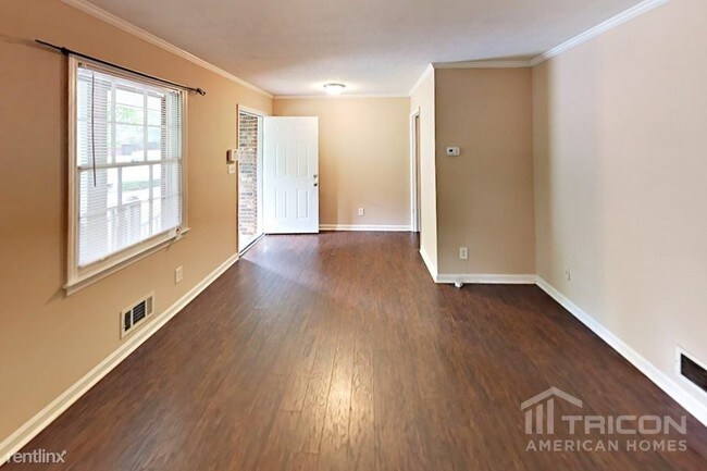 Building Photo - 4135 Jeffrey Dr SW