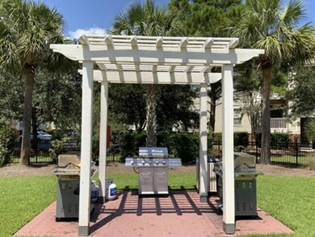 Photo - Beautiful Condo in Mount Pleasant!