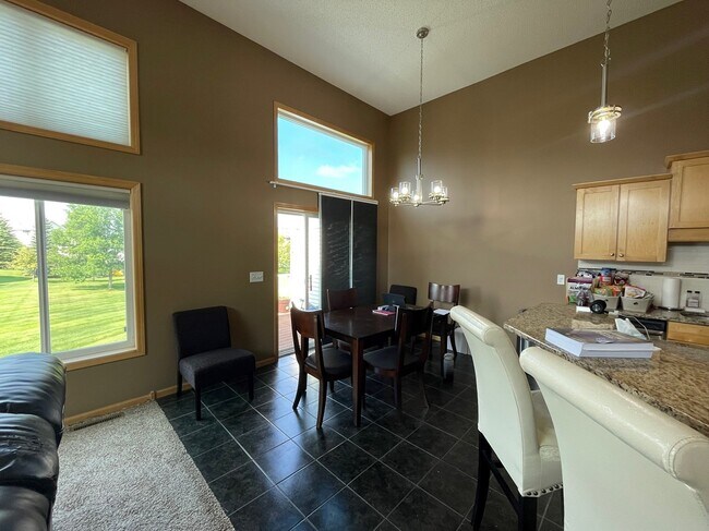 Foto del edificio - 20579 Hampshire Way