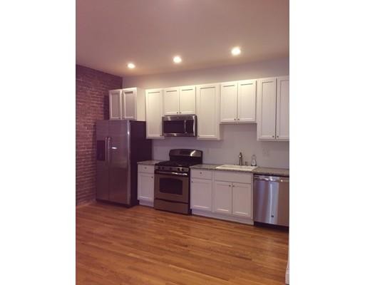 Building Photo - 16 Devens St