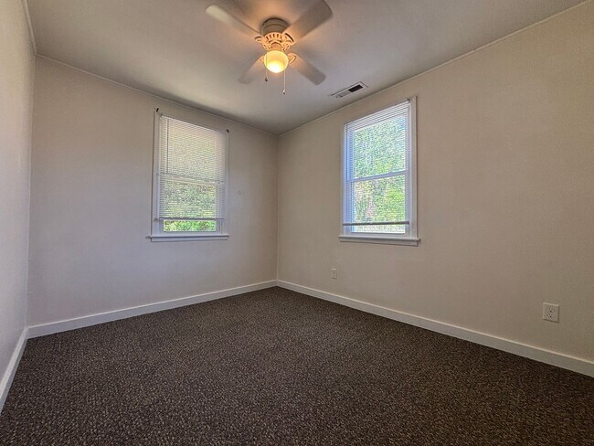 Foto del edificio - Duplex on Davis