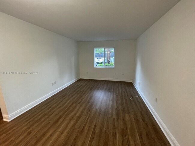 Foto del edificio - 8605 SW 68th Ct