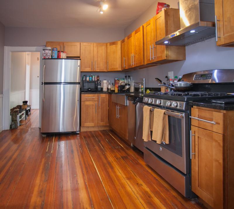 Primary Photo - 175 Ridge Rd