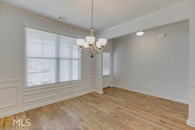 Building Photo - 5427 Long Branch Way