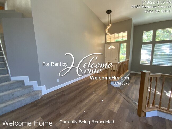 Foto del edificio - 5 br, 3 bath House - 8060 Meadow Vista Drive