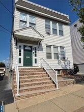 Building Photo - 98 Arlington Blvd