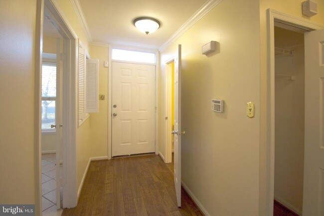 Foto del edificio - 5339 Buxton Ct