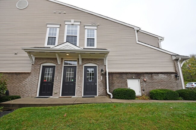 Building Photo - 424 Pinnacle Way