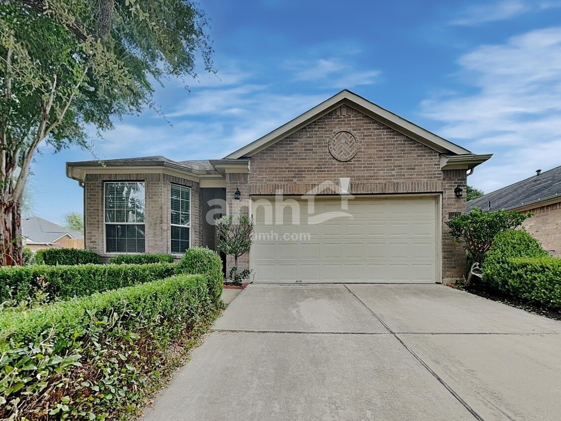 Foto principal - 10126 Sand Tracks Ct