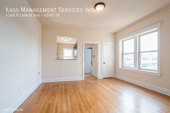 Foto del edificio - 4248 N Lamon Ave