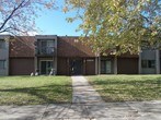 Foto principal - 704 W 40th Pl