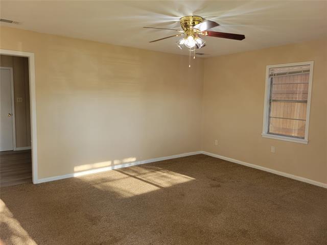 Building Photo - 119 N Main St