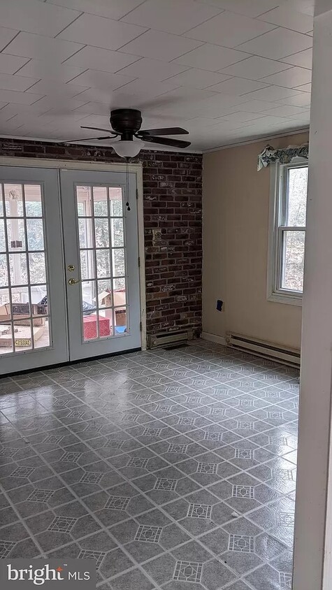 Dinning room - 435 Attig Rd