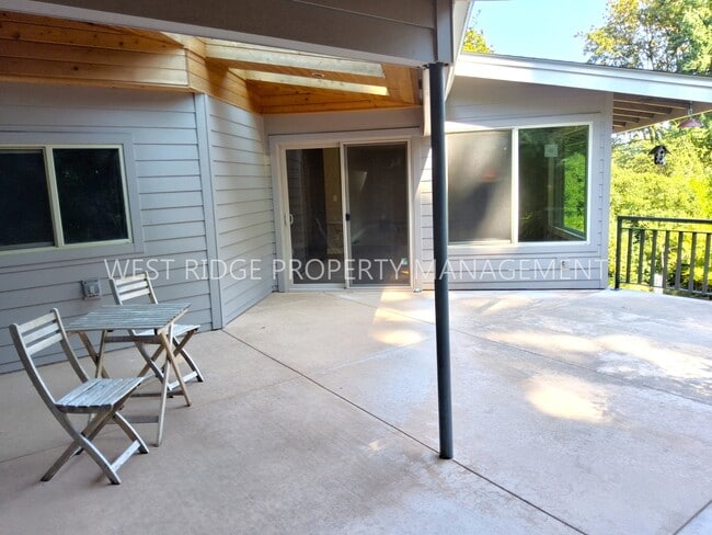 Building Photo - 19110 Kantara Way