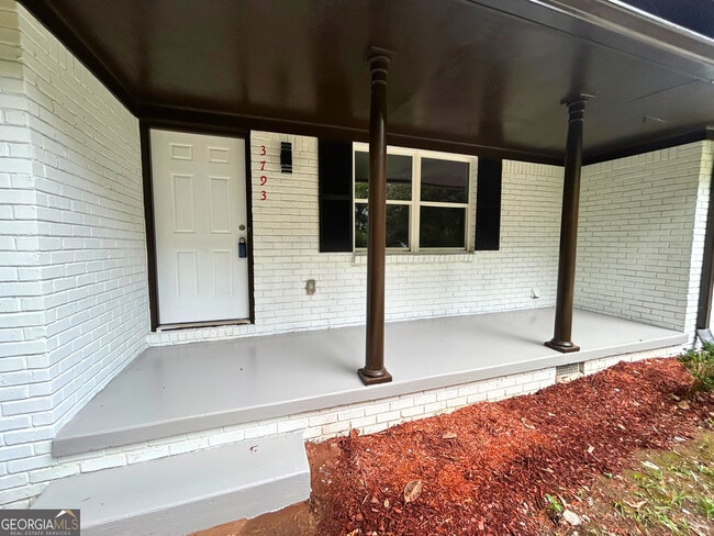 Foto del edificio - 3793 Rainbow Dr