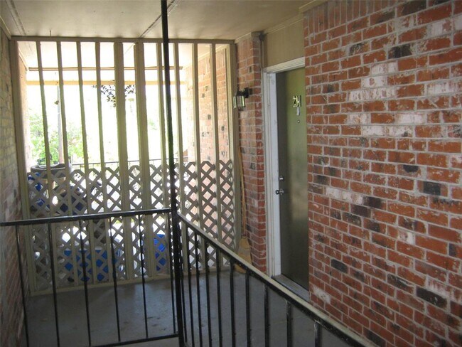 Foto del edificio - 4525 Gilbert Ave