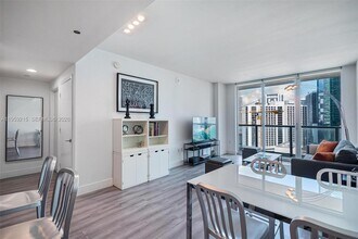 Building Photo - 500 Brickell Ave