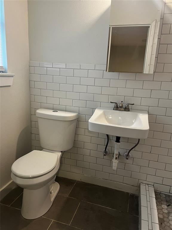 Building Photo - 2514 W 12th St