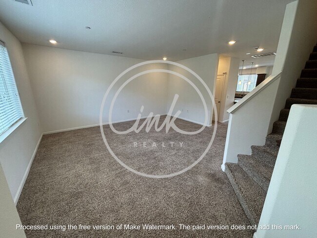 Foto del edificio - Beatiful Townhome off of Truckee River