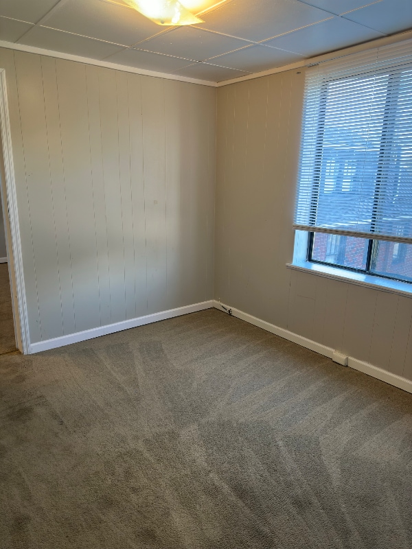 Building Photo - 138 Montrose Ave