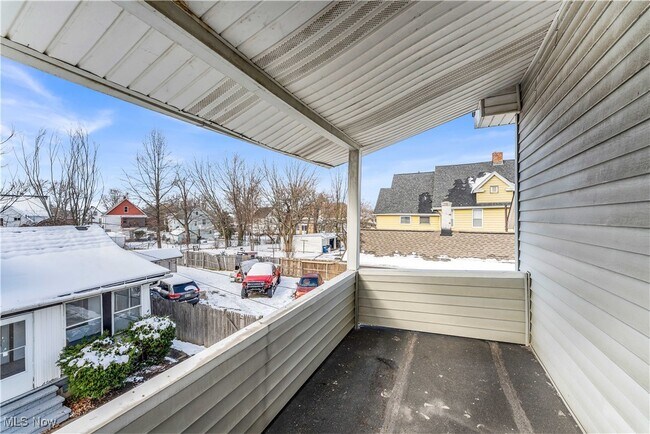 Foto del edificio - 788 E 156th St