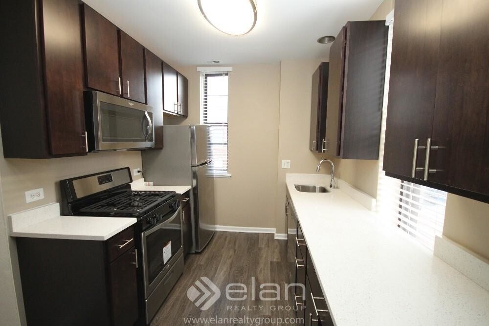 Primary Photo - 1800 N Halsted St