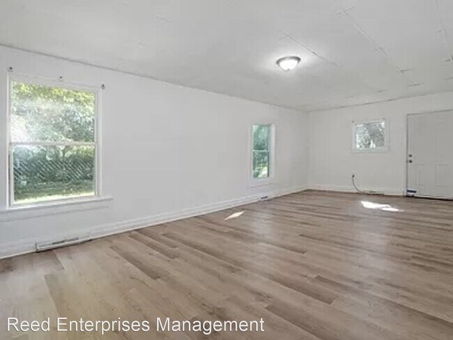 Foto del edificio - 3 br, 2 bath House - 1131 W Pacific St
