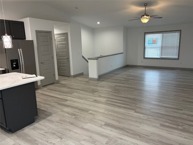 Building Photo - 28712 Woodland Heights Dr