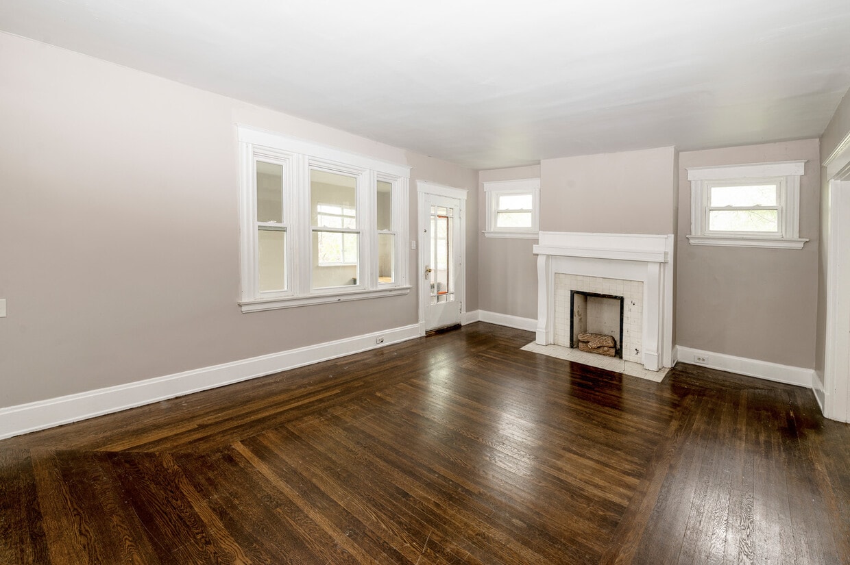 Primary Photo - 1539 Burdette Ct