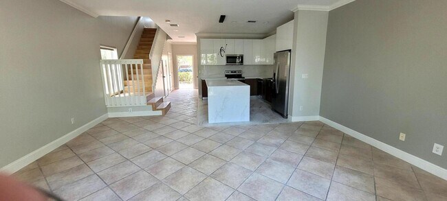 Foto del edificio - 728 SE 14th Ct