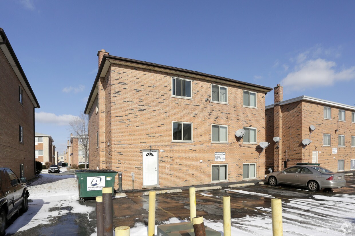 Building Photo - 9225-9239 Jill Ln