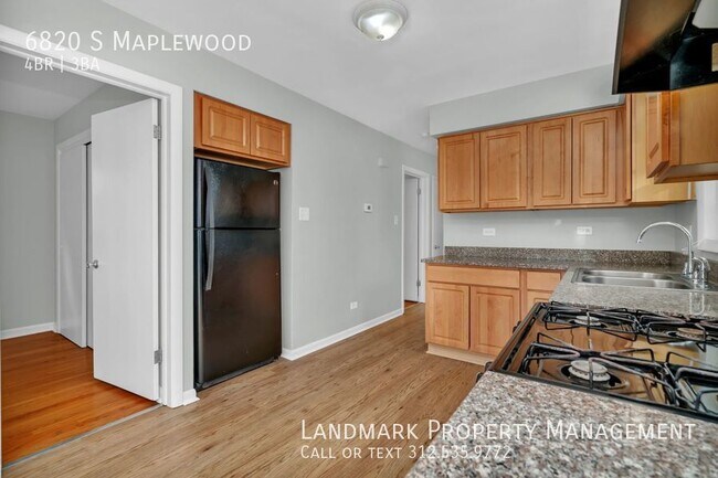 Foto del edificio - 6820 S Maplewood