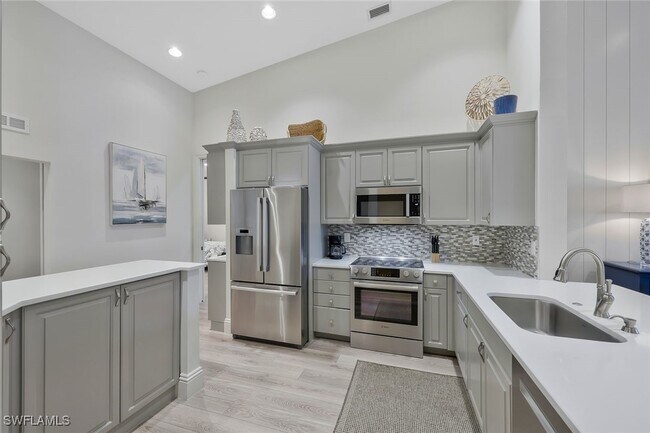 Foto del edificio - 831 Sailaway Ln