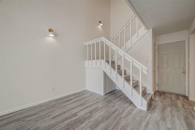 Building Photo - 12632 Newbrook Dr