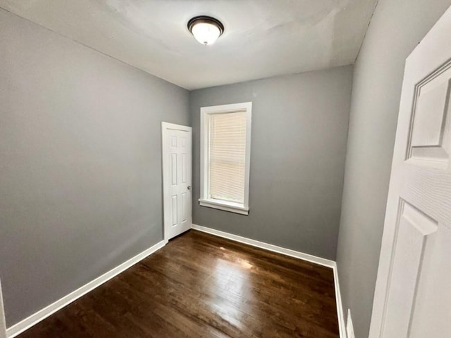 Foto del edificio - 7841 S Drexel Ave