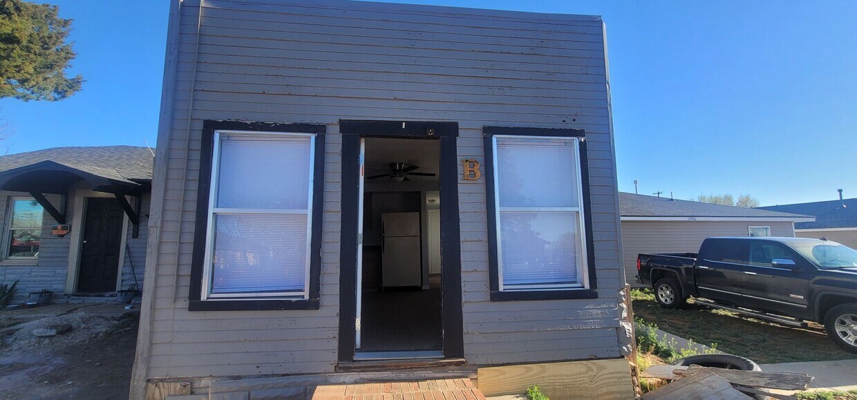 2408 SW 1st Ave Unit B, Amarillo, TX 79106 Room for Rent in Amarillo, TX