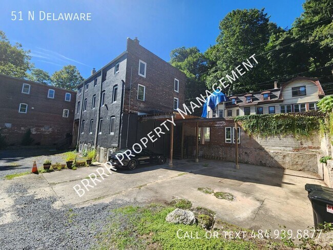 Building Photo - 51 N Delaware Dr