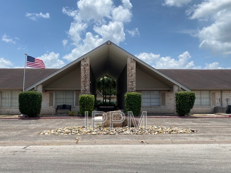 Foto principal - 1500 Palm Valley Dr W