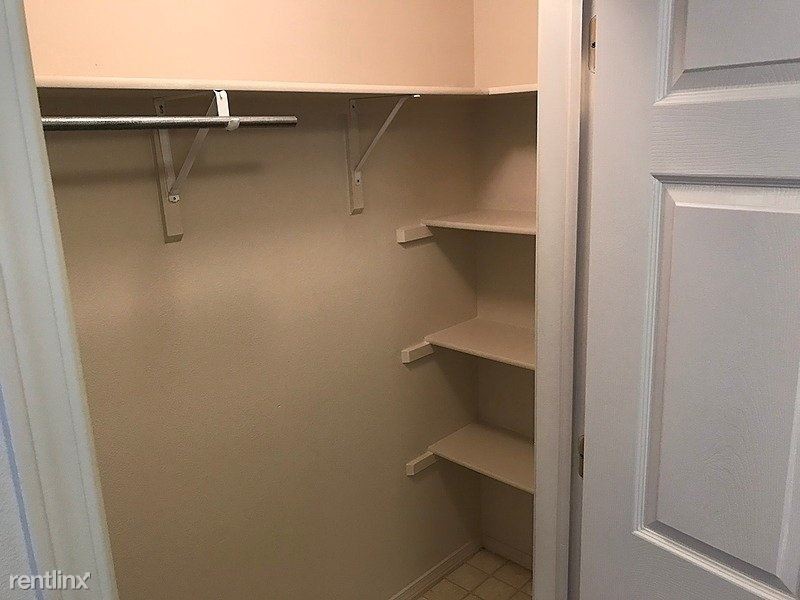Building Photo - 1 br, 1 bath Apartment - 1486 Curlew Drive