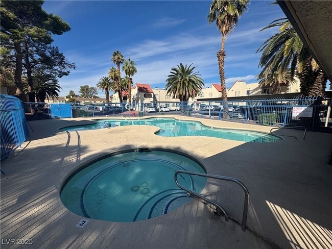 Building Photo - 4919 Newport Cove Dr