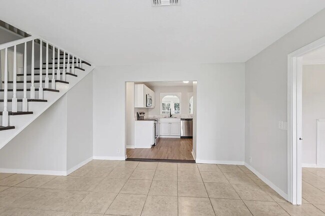 Foto del edificio - 11382 59th St N