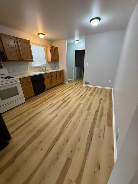 Building Photo - 28913 Annapolis Ave